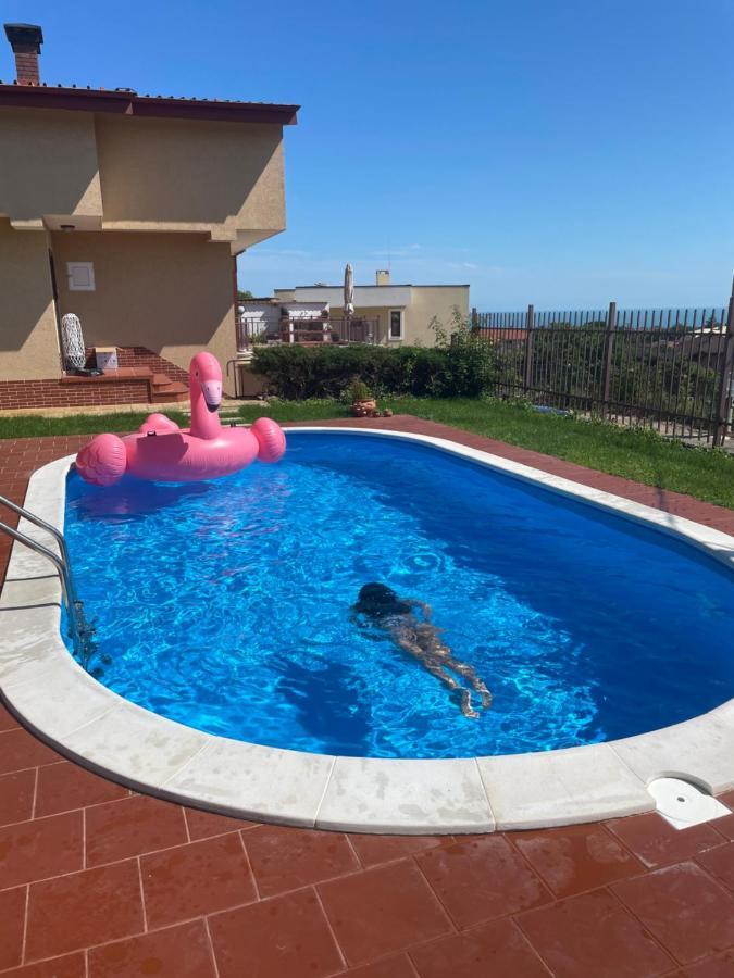 Omnia Villa
